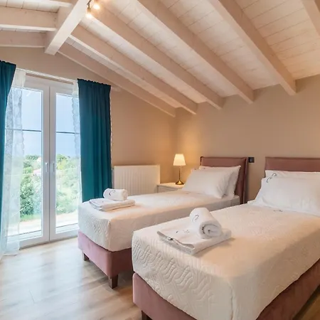 Melena Premium Roda (Corfu)